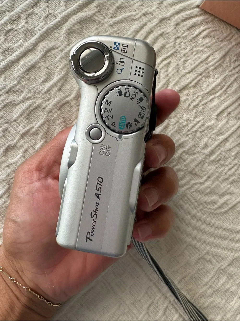 Canon Silver PowerShot A510 Compact Digital Camera with Wrist Strap